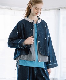 POU DOU DOU（プードゥドゥ）の「フラワー刺繍クロップドジャケット（ノーカラージャケット）」