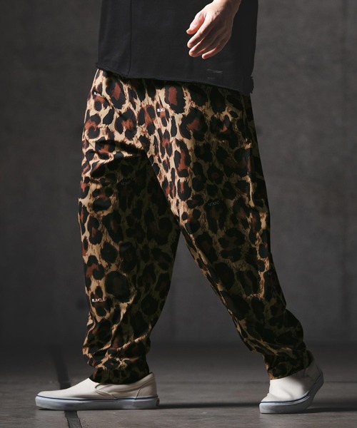 GLIMCLAP(グリムクラップ)の「mp14556-Original Textile Relaxed Fit Pants-Leopard バルーンパンツ(201-024-gls-cg)(その他パンツ・メンズ・レオパード・L/M/S)」の3枚目の写真