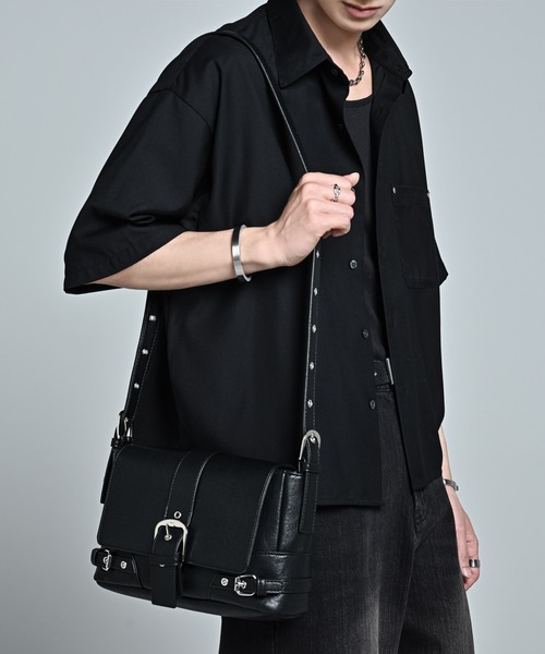 ADRER(アドラー)の「2way Belt Shoulder / Hand Bag / 2WAY ベルトショルダー/ハンドバッグ(ハンドバッグ・メンズ・ブラック・FREE)」の4枚目の写真