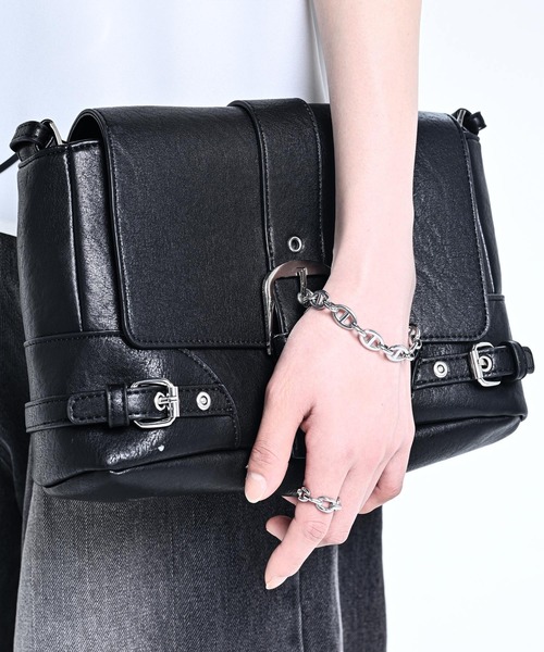 ADRER(アドラー)の「2way Belt Shoulder / Hand Bag / 2WAY ベルトショルダー/ハンドバッグ(ハンドバッグ・メンズ・ブラック・FREE)」の6枚目の写真
