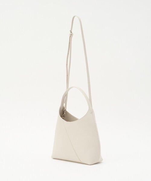 russet（ラシット）の「スムースレザー2WAYミニトートバッグ（トートバッグ・レディース・アイボリー/ブラック/ブルー系その他・FREE）」の5枚目の写真