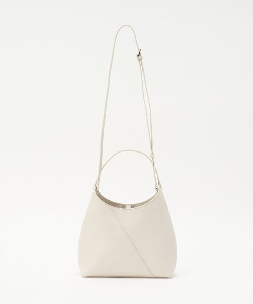 russet（ラシット）の「スムースレザー2WAYミニトートバッグ（トートバッグ・レディース・アイボリー/ブラック/ブルー系その他・FREE）」の6枚目の写真