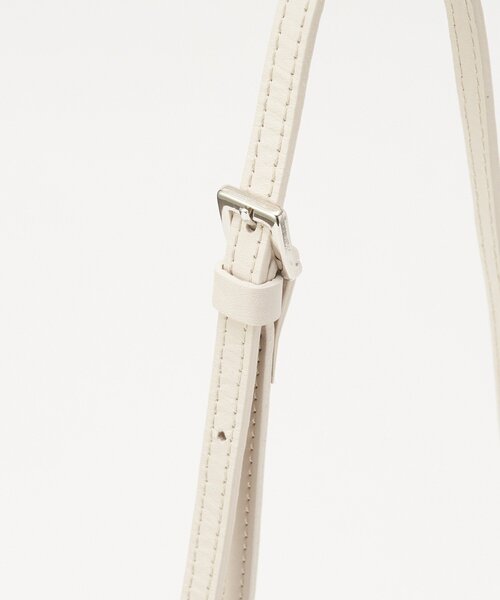 russet（ラシット）の「スムースレザー2WAYミニトートバッグ（トートバッグ・レディース・アイボリー/ブラック/ブルー系その他・FREE）」の10枚目の写真