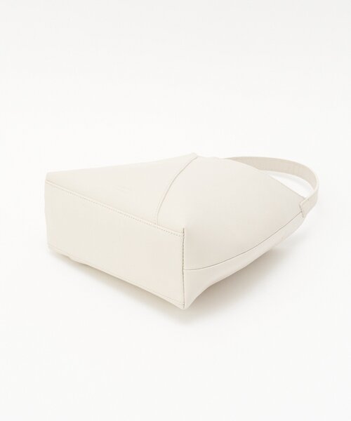 russet（ラシット）の「スムースレザー2WAYミニトートバッグ（トートバッグ・レディース・アイボリー/ブラック/ブルー系その他・FREE）」の17枚目の写真