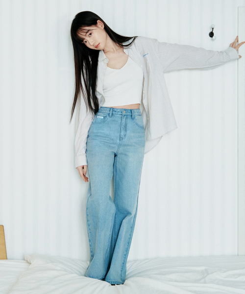 COVERNAT(カバーナット)の「ウィメンズストレートデニムパンツブルー(デニムパンツ・レディース・その他・LARGE/WS/WM)」の3枚目の写真
