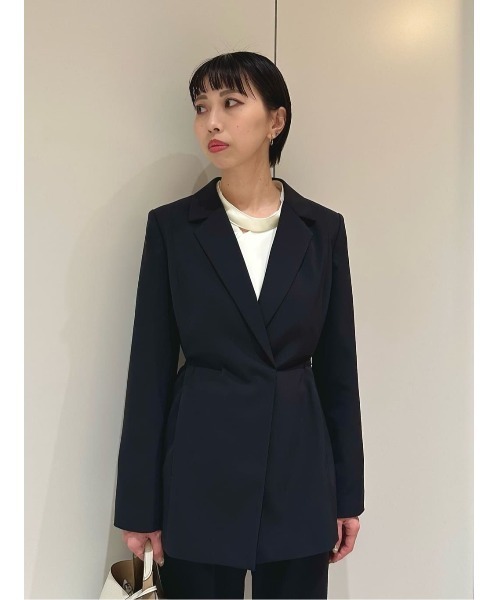 COLUMN(コラム)の「COLUMN / ベルト付きジャケット(テーラードジャケット・レディース・ベージュ/ブラック・38/36)」の14枚目の写真