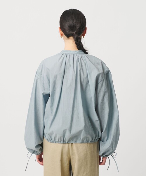 BEAUTY&YOUTH UNITED ARROWS(ビューティーアンドユースユナイテッドアローズ)の「コットンナイロン ボリューム スキッパー ブラウス(シャツ/ブラウス・レディース・オフホワイト/ライトブルー/ダークグレー・FREE)」の8枚目の写真