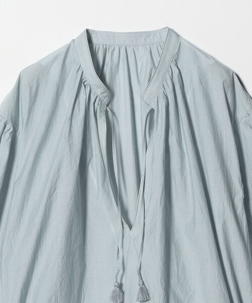 BEAUTY&YOUTH UNITED ARROWS(ビューティーアンドユースユナイテッドアローズ)の「コットンナイロン ボリューム スキッパー ブラウス(シャツ/ブラウス・レディース・オフホワイト/ライトブルー/ダークグレー・FREE)」の11枚目の写真