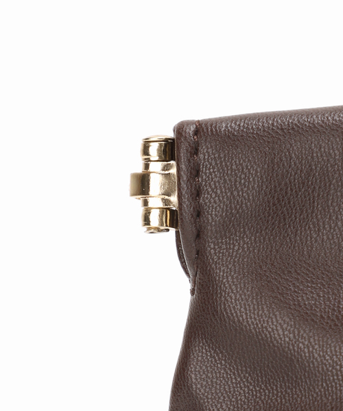 plage(プラージュ)の「&MyuQ / アンドミューク 別注 CLUTCH バッグ(クラッチバッグ・レディース・ブラウン系その他/ホワイト・FREE)」の11枚目の写真