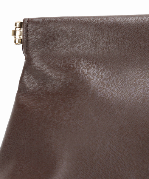 plage(プラージュ)の「&MyuQ / アンドミューク 別注 CLUTCH バッグ(クラッチバッグ・レディース・ブラウン系その他/ホワイト・FREE)」の16枚目の写真