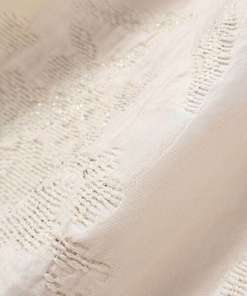 Tartine et Chocolat（タルティーヌエショコラ）の「【日本製】ゴールドラメジャガード シャインフラワーワンピース(100~130cm)（ワンピース・キッズ・ベージュ系その他・120cm/130cm）」の13枚目の写真