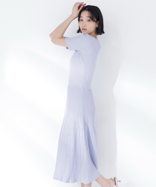 NATURAL BEAUTY BASIC（ナチュラルビューティーベーシック）の「◇アイレットフレアニットワンピース（ワンピース・レディース・ラベンダー/ピンク/ネイビー・FREE）」の20枚目の写真