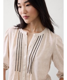 BANANA REPUBLIC FACTORY STORE　　刺繍ブラウス