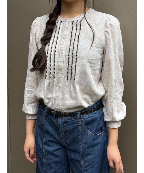 BANANA REPUBLIC FACTORY STORE（バナナリパブリック ファクトリーストア）の「BANANA REPUBLIC FACTORY STORE　　刺繍ブラウス（シャツ/ブラウス・レディース・ベージュ・S/XS/L/M）」の4枚目の写真