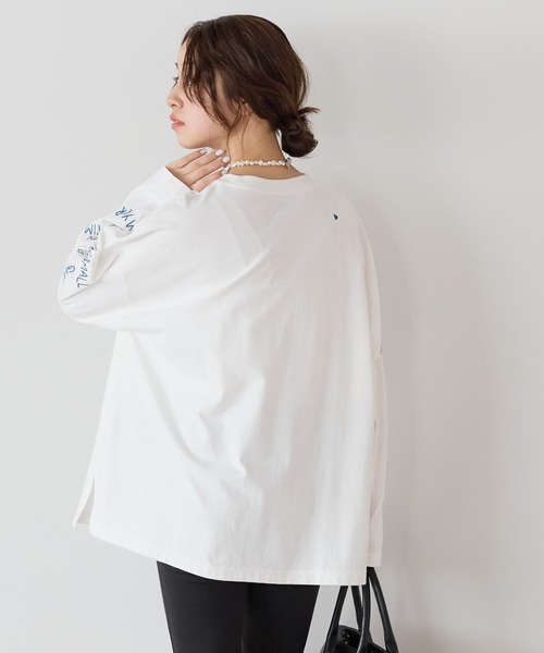 HEART MARKET(ハートマーケット)の「袖ロゴ刺繍プルオーバー(Tシャツ/カットソー・レディース・ブルー/ナチュラル/ホワイト/ネイビー・FREE)」の14枚目の写真