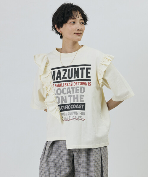 Freada(フリーダ)の「Freada/フリーダ フリルリメイク風プリントTEE(Tシャツ/カットソー・レディース・オフホワイト/レッド・ONE SIZE)」の2枚目の写真