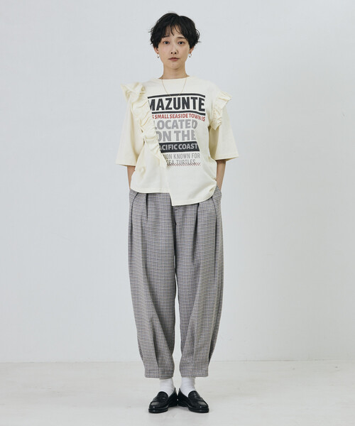 Freada(フリーダ)の「Freada/フリーダ フリルリメイク風プリントTEE(Tシャツ/カットソー・レディース・オフホワイト/レッド・ONE SIZE)」の6枚目の写真