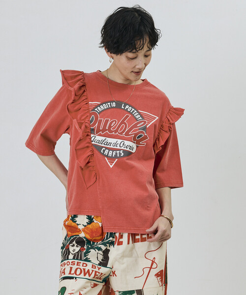 Freada(フリーダ)の「Freada/フリーダ フリルリメイク風プリントTEE(Tシャツ/カットソー・レディース・オフホワイト/レッド・ONE SIZE)」の17枚目の写真