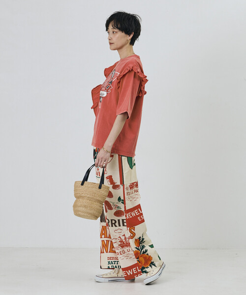 Freada(フリーダ)の「Freada/フリーダ フリルリメイク風プリントTEE(Tシャツ/カットソー・レディース・オフホワイト/レッド・ONE SIZE)」の22枚目の写真