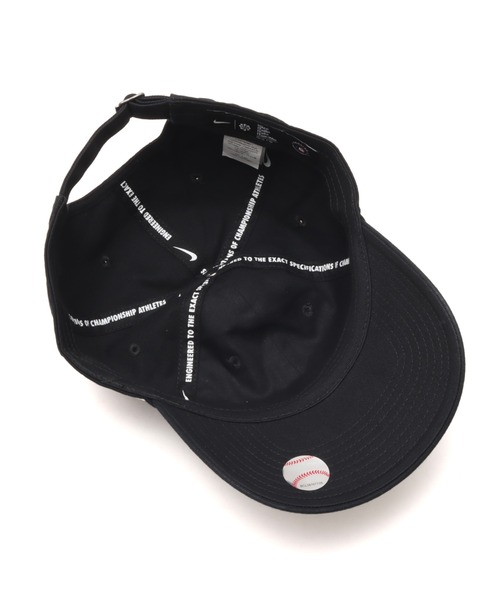 NIKE(ナイキ)の「NIKE CLUB UNSTRUCTURED ORGANIC COTTON CAP / ナイキ クラブ アンストラクチャード オーガニックコットン キャップ【SP】(キャップ・メンズ・ブラック・M/L)」の2枚目の写真