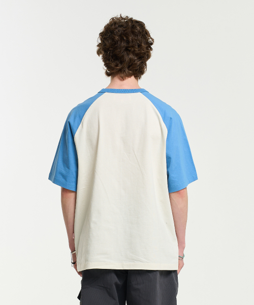 AECA（エイカ）の「RAGLAN COLOR BLOCK RUNNER HALF SLEEVE TEE-IVORY（Tシャツ/カットソー・メンズ・その他・M/L/XL）」の2枚目の写真