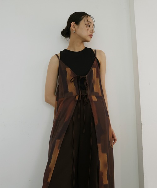 hellam(へラム)の「ニュアンスシアーキャミワンピース(ワンピース・レディース・ベージュ/ブラックミックス/ブラウン・FREE)」の13枚目の写真