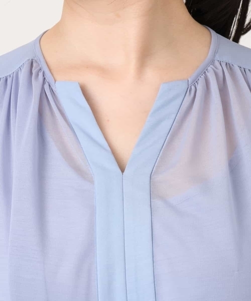 OFUON le MK(オフオンルエムケー)の「キーネックシアーワンピース/洗濯機で洗える/WEB限定サイズあり(ワンピース・レディース・ブラック/ブルー系その他/モカ・40/38/36)」の21枚目の写真