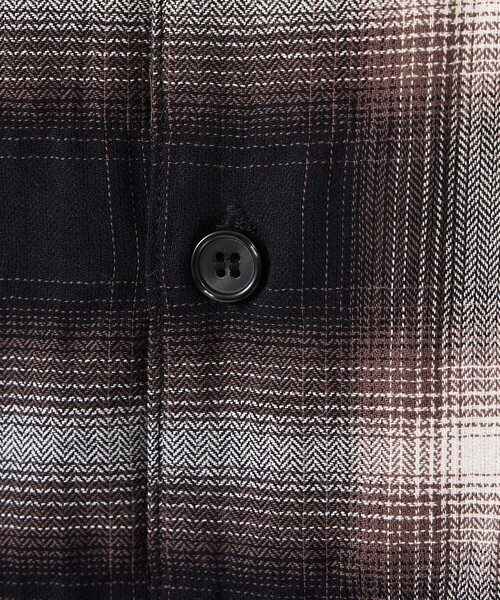 Revo.(レボ)の「【Revo. / レヴォ】TH-4093 / オンブレチェック 半袖シャツ / ユニセックス(シャツ/ブラウス・メンズ・グリーン/ブラウン/ブラック・M/L)」の15枚目の写真