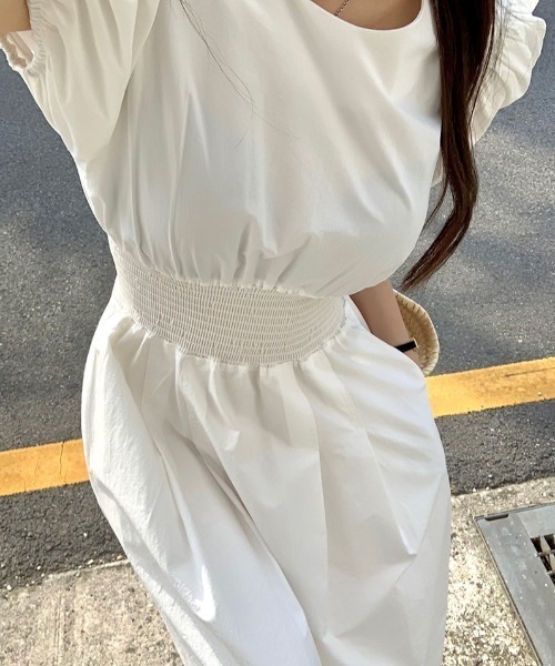 FREE STYLISTS(フリー スタイリスト)の「YUGA_YGMC Korean-style Puff-sleeve high-waisted long dress(ワンピース・レディース・ブラック/ホワイト・FREE)」の17枚目の写真
