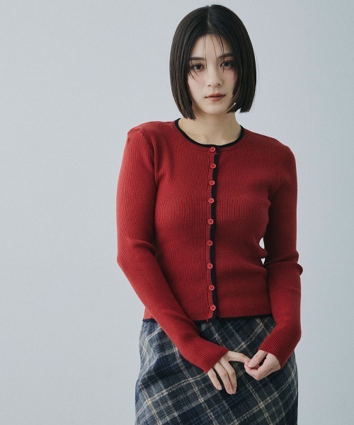 Clum（クルム）の「color line rib knit cardigan / カラーラインリブニットカーディガン（カーディガン/ボレロ・レディース・ブラック/バーガンディー・FREE）」の9枚目の写真