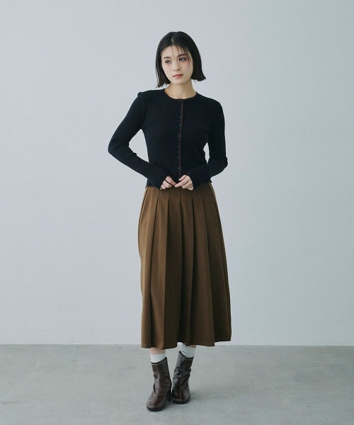 Clum（クルム）の「color line rib knit cardigan / カラーラインリブニットカーディガン（カーディガン/ボレロ・レディース・ブラック/バーガンディー・FREE）」の21枚目の写真