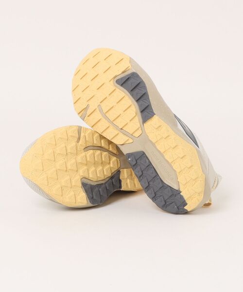 NEW BALANCE(ニューバランス)の「《New Balance》WNTR(スニーカー・レディース・ベージュ系その他・22.5cm/23.0cm/23.5cm/24.0cm/24.5cm/25.0cm)」の3枚目の写真