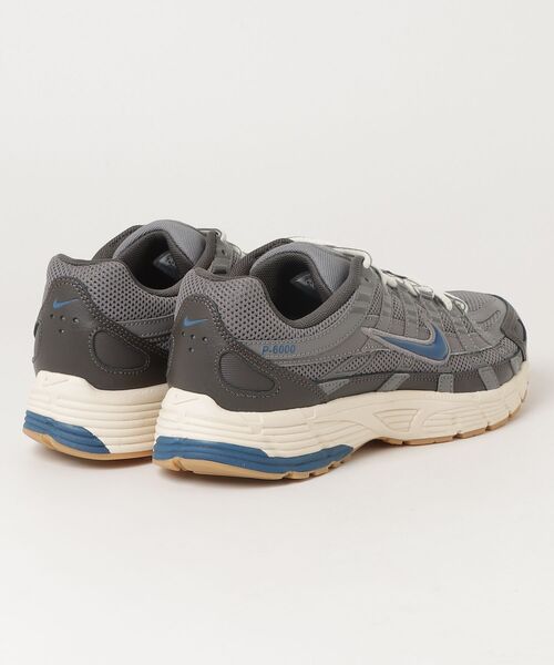 NIKE（ナイキ）の「NIKE/ナイキ P-6000（スニーカー・メンズ・グレー・27.5cm/27cm/26.5cm/28cm/26cm）」の2枚目の写真