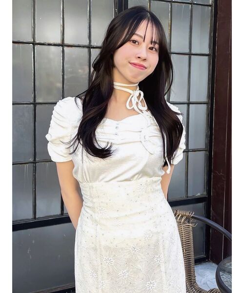 dazzlin(ダズリン)の「タイ付ギャザーカットトップス(Tシャツ/カットソー・レディース・イエロー/ブラウン/オフホワイト/ブルー・FREE)」の21枚目の写真