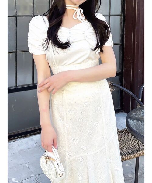 dazzlin(ダズリン)の「タイ付ギャザーカットトップス(Tシャツ/カットソー・レディース・イエロー/ブラウン/オフホワイト/ブルー・FREE)」の22枚目の写真