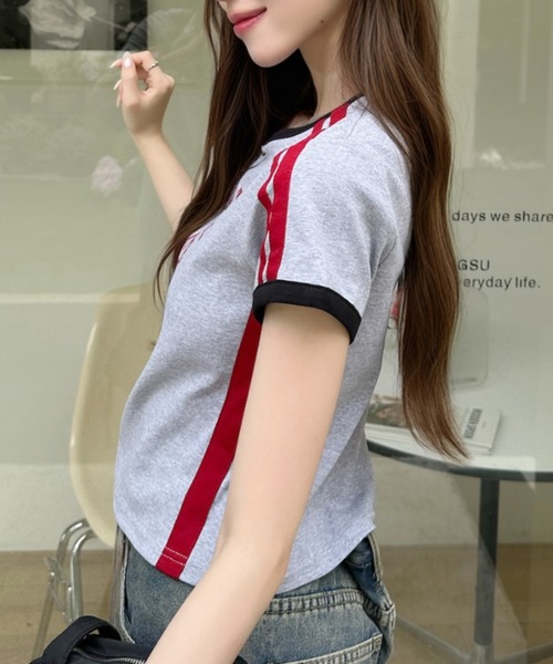 Ada.(エイダ)の「レトロ スポーティー フロントロゴ 配色 サイドライン リンガー カットソー(Tシャツ/カットソー・レディース・ブラウン/ネイビー/イエロー/グレー・FREE)」の6枚目の写真
