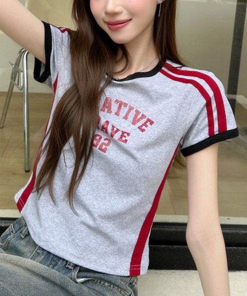 Ada.(エイダ)の「レトロ スポーティー フロントロゴ 配色 サイドライン リンガー カットソー(Tシャツ/カットソー・レディース・ブラウン/ネイビー/イエロー/グレー・FREE)」の8枚目の写真