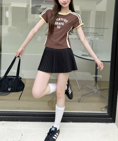 Ada.(エイダ)の「レトロ スポーティー フロントロゴ 配色 サイドライン リンガー カットソー(Tシャツ/カットソー・レディース・ブラウン/ネイビー/イエロー/グレー・FREE)」の10枚目の写真