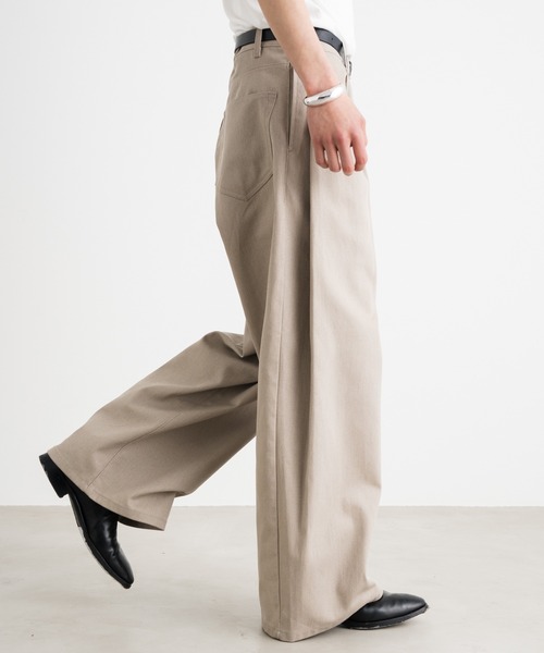 SINSS（シンス）の「Side deep tuck denim / サイドディープタックデニム（デニムパンツ・メンズ・ブラック/ベージュ・SMALL/X-SMALL/LARGE/MEDIUM）」の15枚目の写真
