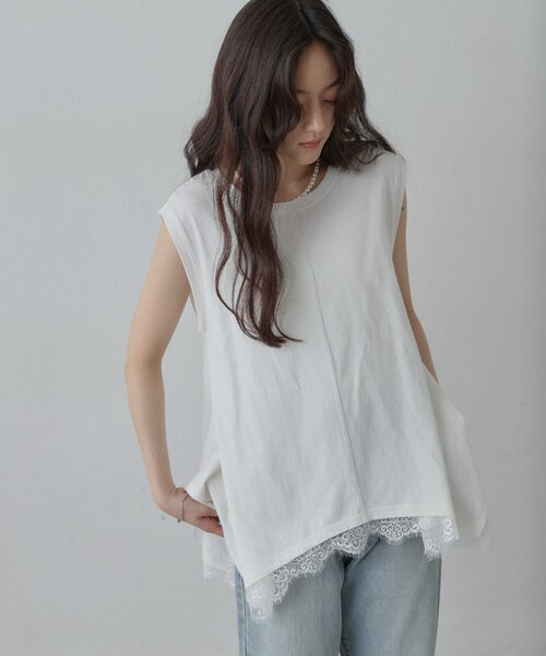 COLONY 2139(コロニートゥーワンスリーナイン)の「裾レースイレギュラーヘムノースリプルオーバー(Tシャツ/カットソー・レディース・ブラック/ホワイト・FREE)」の11枚目の写真