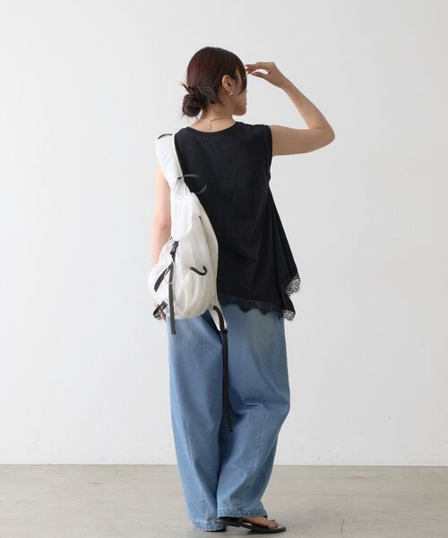 COLONY 2139(コロニートゥーワンスリーナイン)の「裾レースイレギュラーヘムノースリプルオーバー(Tシャツ/カットソー・レディース・ブラック/ホワイト・FREE)」の21枚目の写真