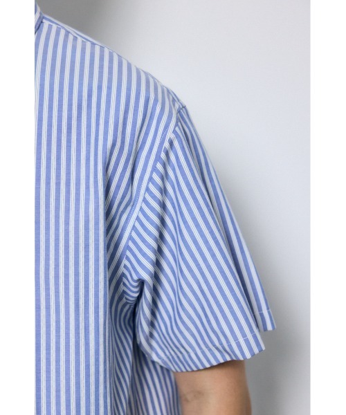 AZUL by moussy(アズールバイマウジー)の「フェイクレーヤードストライプシャツ(シャツ/ブラウス・メンズ・グレー系その他/ブルー系その他・MEDIUM/LARGE)」の22枚目の写真