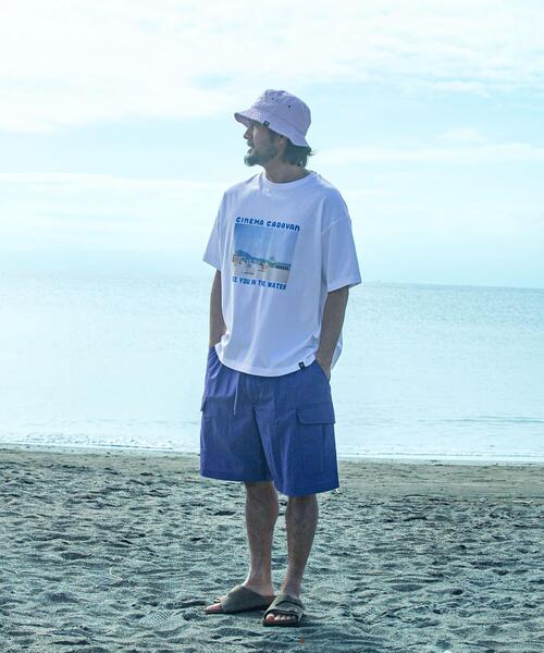 MAGIC NUMBER（マジック ナンバー）の「CINEMACARAVAN×MAGIC NUMBER×Sonny Label　コラボTシャツ3（Tシャツ/カットソー・メンズ・ブルー/バーガンディー/イエロー・SMALL/MEDIUM/LARGE）」の9枚目の写真