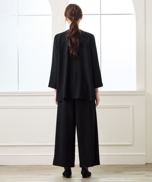 AIMER(エメ)の「【喪服・礼服・WEB限定】マシンウォッシャブル ジャケット風前開きブラウス・ワイドパンツ セットアップブラックフォーマル(スーツパンツ・レディース・ブラック・LARGE/MEDIUM)」の6枚目の写真