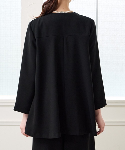 AIMER(エメ)の「【喪服・礼服・WEB限定】マシンウォッシャブル ジャケット風前開きブラウス・ワイドパンツ セットアップブラックフォーマル(スーツパンツ・レディース・ブラック・LARGE/MEDIUM)」の8枚目の写真