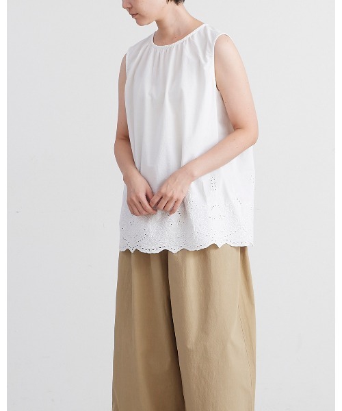 HEAVENLY(ヘブンリー)の「【 HEAVENLY / ヘブンリー 】Cotton Hem Embroidery NS Tops 2624072 DLI(シャツ/ブラウス・レディース・オフホワイト/ブラック/カーキ・FREE)」の5枚目の写真