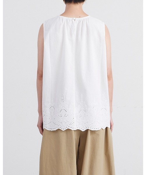 HEAVENLY(ヘブンリー)の「【 HEAVENLY / ヘブンリー 】Cotton Hem Embroidery NS Tops 2624072 DLI(シャツ/ブラウス・レディース・オフホワイト/ブラック/カーキ・FREE)」の11枚目の写真