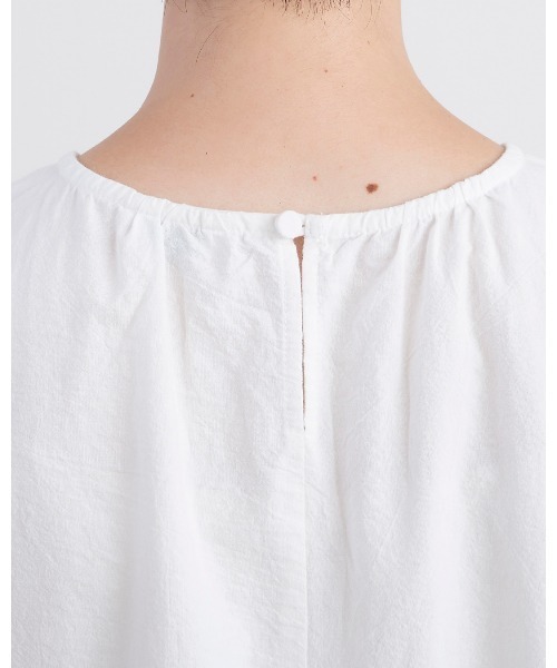 HEAVENLY(ヘブンリー)の「【 HEAVENLY / ヘブンリー 】Cotton Hem Embroidery NS Tops 2624072 DLI(シャツ/ブラウス・レディース・オフホワイト/ブラック/カーキ・FREE)」の13枚目の写真
