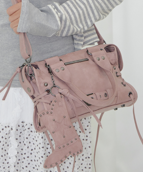 FANCY CLUB BELTED WASHING ショルダーバッグ ピンク セール】BELTED WASHING VEGAN LEATHER MINI BAG (BABY PINK) F26QE991
