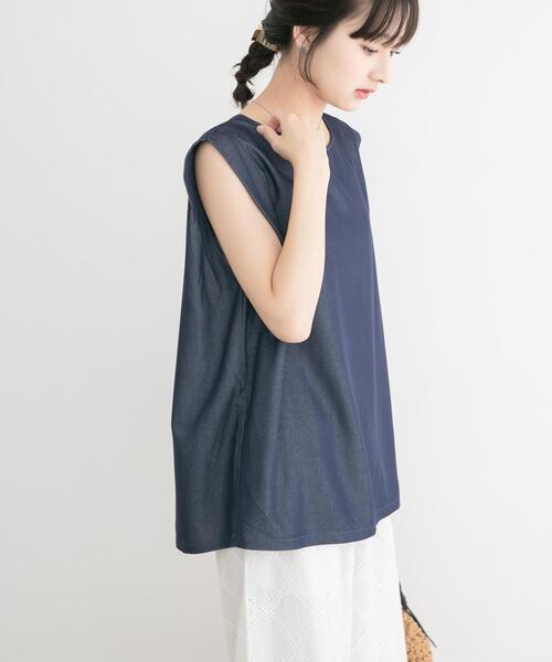 ITEMS URBANRESEARCH(アイテムズ アーバンリサーチ)の「レーヨンデニムノースリーブブラウス(シャツ/ブラウス・レディース・ブルー/インディゴブルー・FREE)」の1枚目の写真